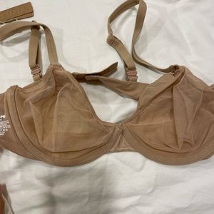 Skims unlined underwire bra